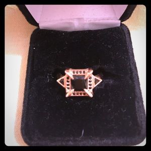 Unique black stone ring